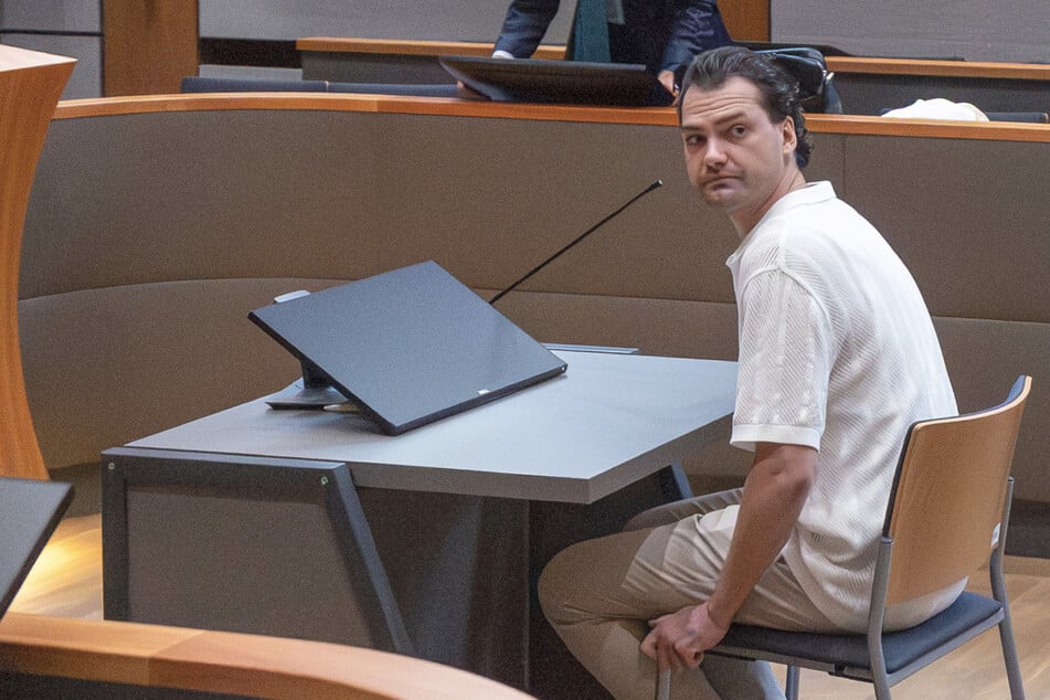 Das Landesgericht Innsbruck stellte das Verfahren gegen Schauspieler und Reality-TV-Darsteller Jimi Blue Ochsenknecht (34) gegen Zahlung einer Geldstrafe ein. (Archivfoto)