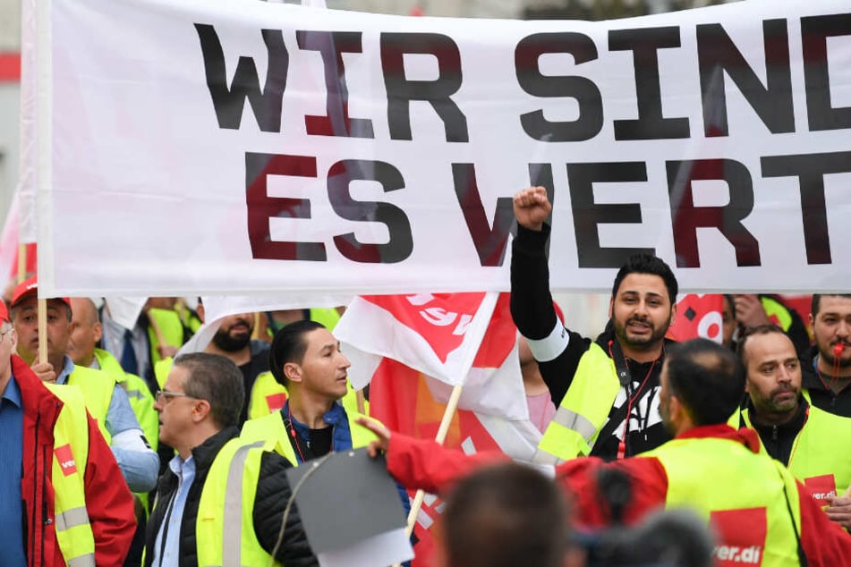 Im April 2018 hatte ein Warnstreik im öffentlichen Dienst den Frankfurter Flughafen getroffen.