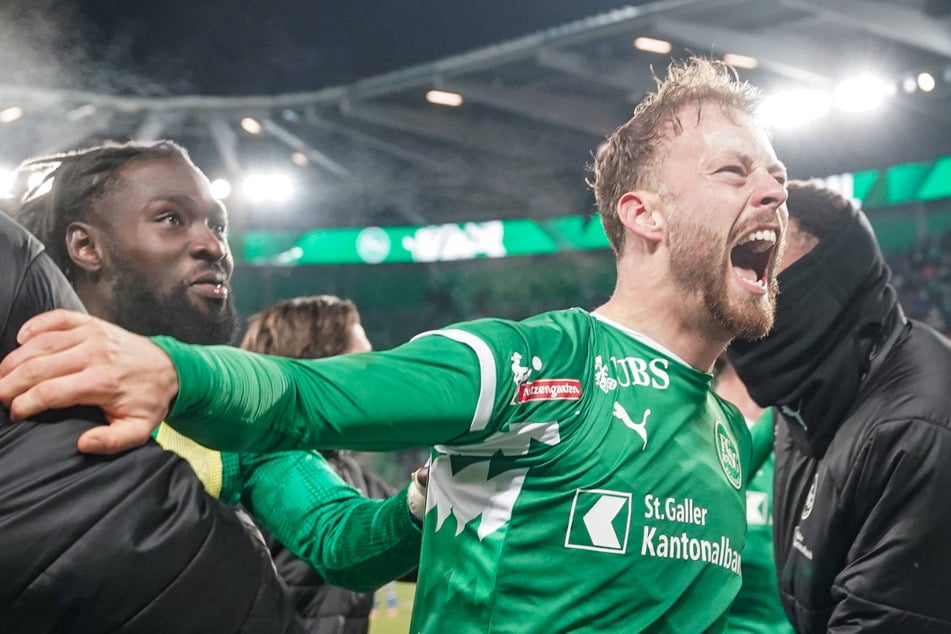 Carlo Boukhalfa (26) hat den FC St. Gallen kurz vor Schluss zum Sieg geschossen. Es war bereits sein sechster Saisontreffer.