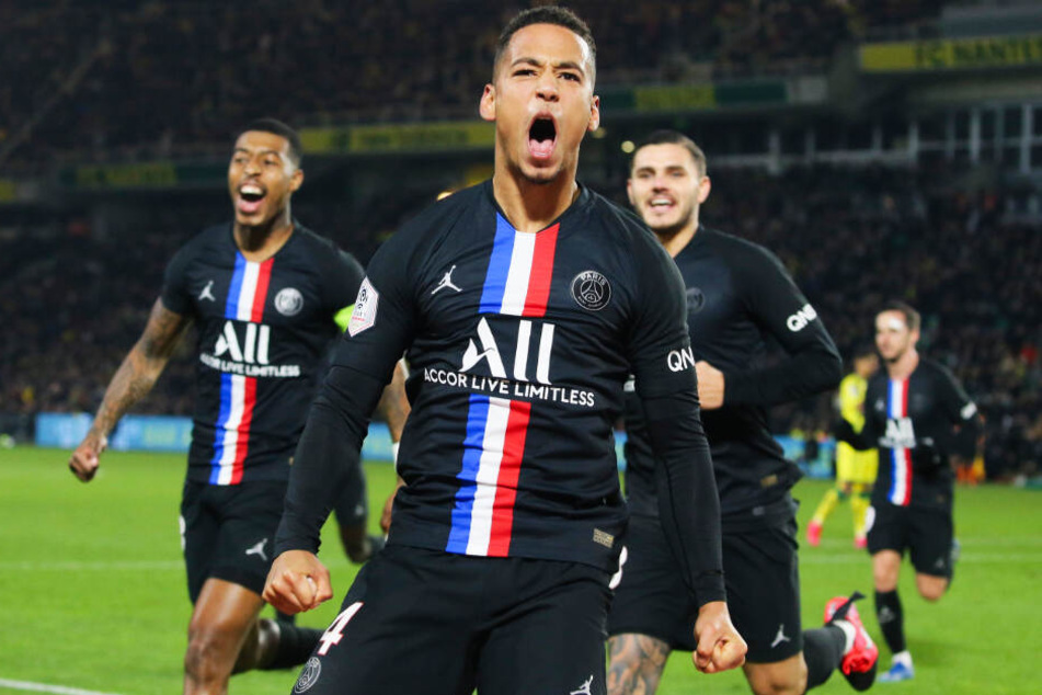 Besonderes Duell für Thilo Kehrer (vorne): Der PSG-Innenverteidiger wurde beim FC Schalke 04 ausgebildet.