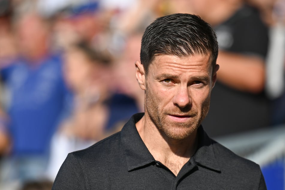 Leverkusen-Trainer Xabi Alonso (42) will mit seiner Mannschaft in die Erfolgsspur zurückfinden.