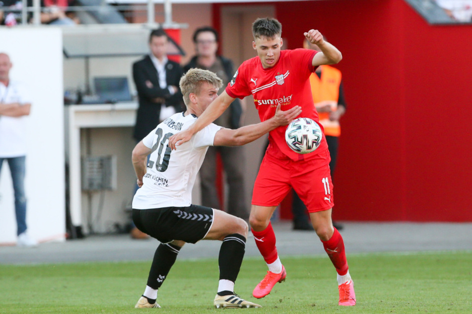 Dustin Willms (r.) tritt am Samstag mit dem FSV bei Aufsteiger Verl an.