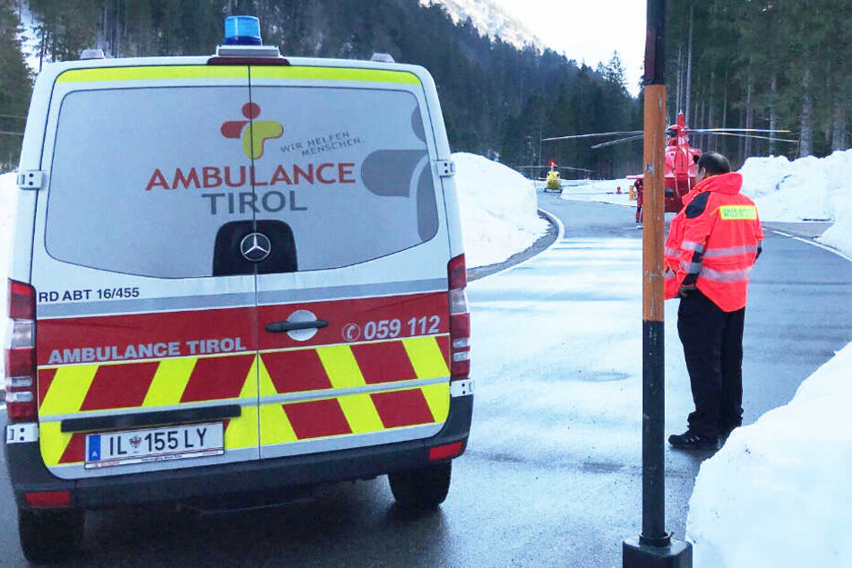 Die Rettungskräfte waren unter anderen mit mehreren Hubschraubern im Einsatz.