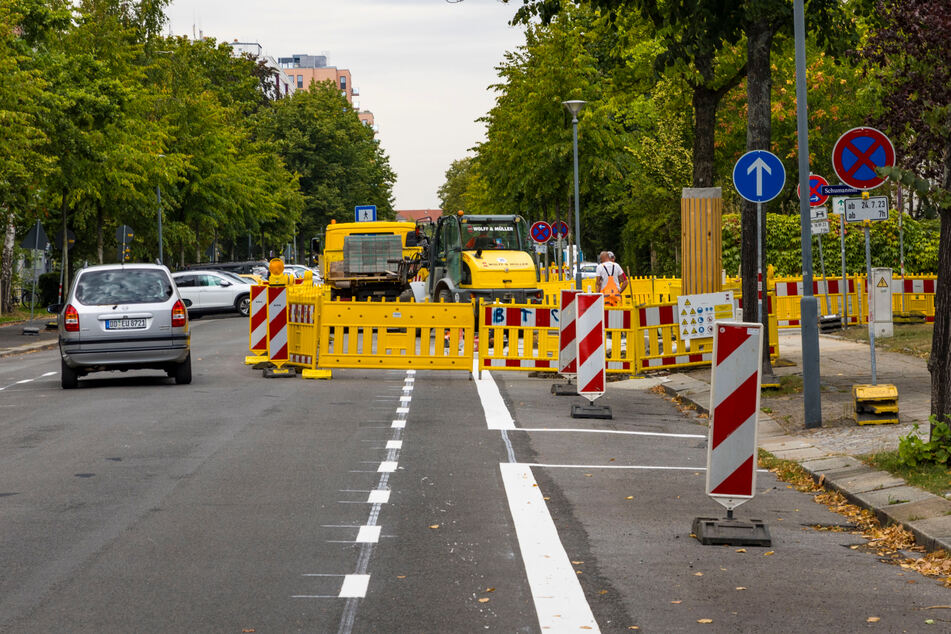An der Comeniusstraße gehen die Arbeiten für Dresdens Fahrradstraße weiter.