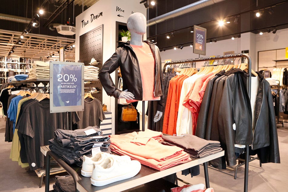 Macht Euch schick für die neue Saison und entdeckt angesagte Styles zu besten Preisen.