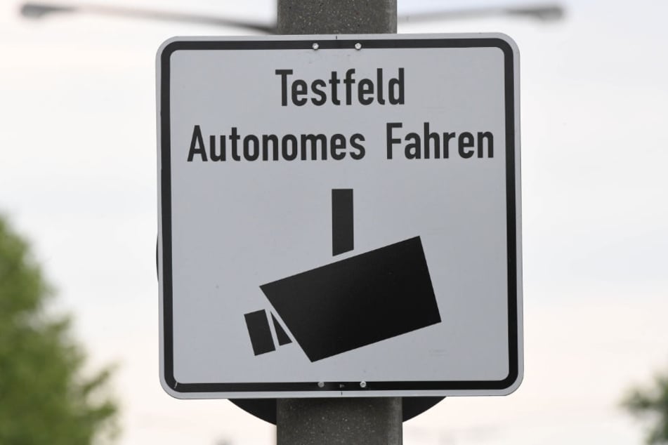Das Testfeld umfasst Strecken zwischen Karlsruhe, Bruchsal und Heilbronn.
