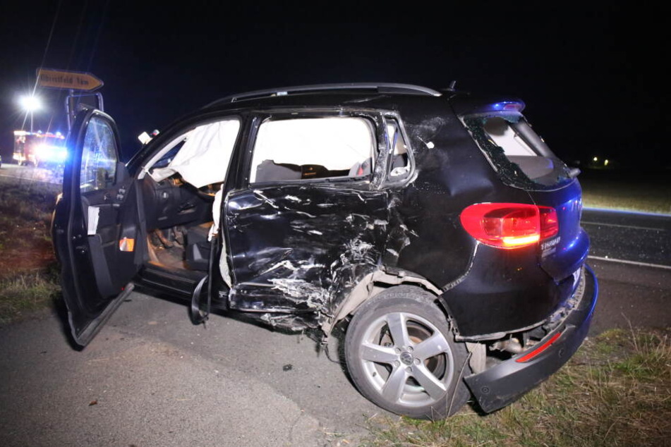 Der Autofahrer erlitt einen Schock, ein Kleinkind, das bei ihm im Auto saß, wurde schwer verletzt.