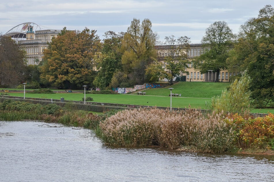 Leipzig: Arbeiten gehen weiter: In diesem Leipziger Park wird im Frühjahr wieder gebaut