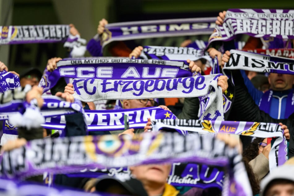 Großer Frust bei zahlreichen Fans: Wer kein Vereinsmitglied ist, kann nun doch nicht am Info-Abend teilnehmen.