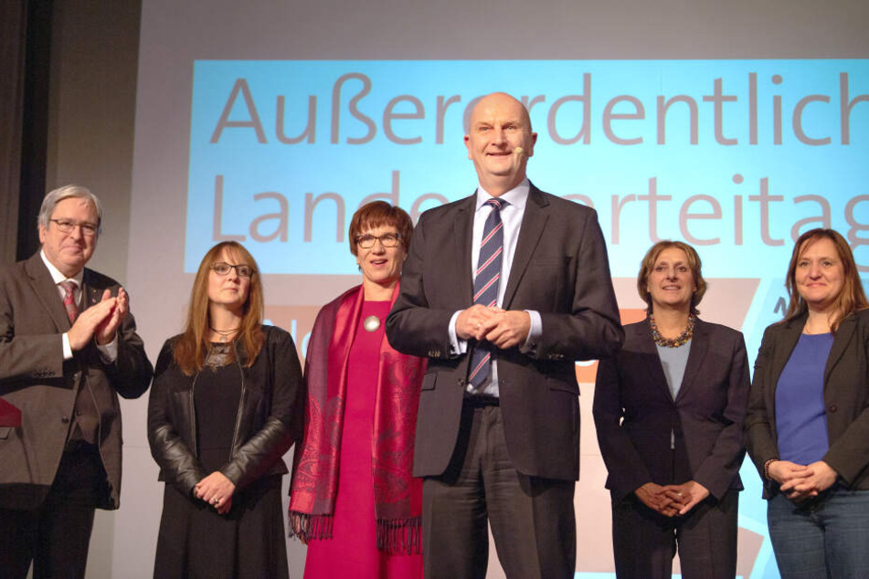 Die SPD Brandenburg hat sich am Freitag zu einem Außerordentlichen Parteitag getroffen.