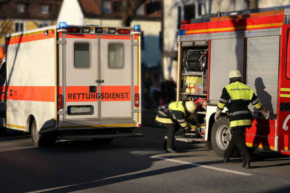 Eine Nachbarin war auf die Gefahr aufmerksam geworden und hatte die Feuerwehr verständigt (Symbolbild).