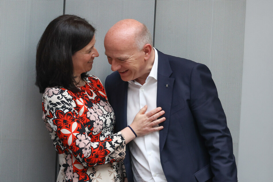 Berlins Regierender Bürgermeister Kai Wegner (51) und Bildungssenatorin Katharina Günther-Wünsch (40, beide CDU) haben kürzlich ihre Beziehung öffentlich gemacht.
