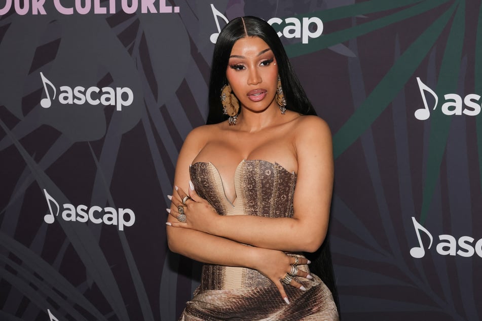 Derzeit steckt Sängerin Cardi B (32) mitten im Rosenkrieg mit Noch-Ehemann Offset.