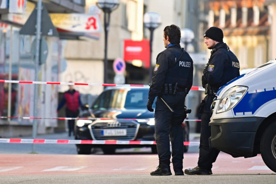 Die Tat in Hanau sorgt in ganz Deutschland für Fassungslosigkeit und Trauer.