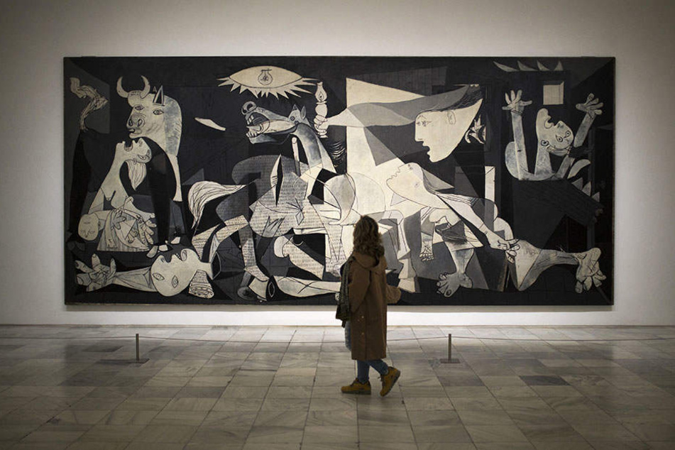 Das Gemälde "Guernica" von Pablo Picasso ist weltberühmt - und soll nach dem Willen der Grünen die Dresdner "Gernika-Straße" zieren.