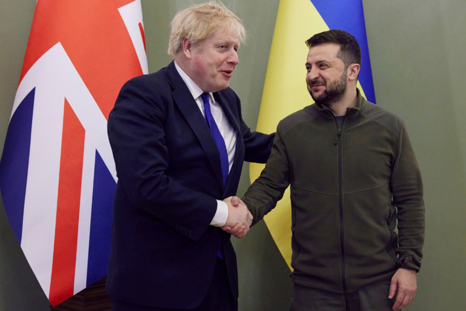Boris Johnson (57, l.) und Wolodymyr Selenskyj (44) haben sich am Samstag in Kiew getroffen.