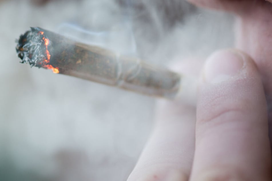 In Amsterdam darf auf offener Straße Cannabis als Genussmittel konsumiert werden. (Symbolbild)