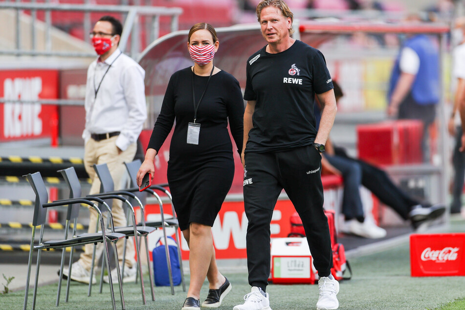 Kölns Trainer Markus Gisdol (rechts) kam in der Krise und sicherte den Bundesliga-Verbleib der Kölner.