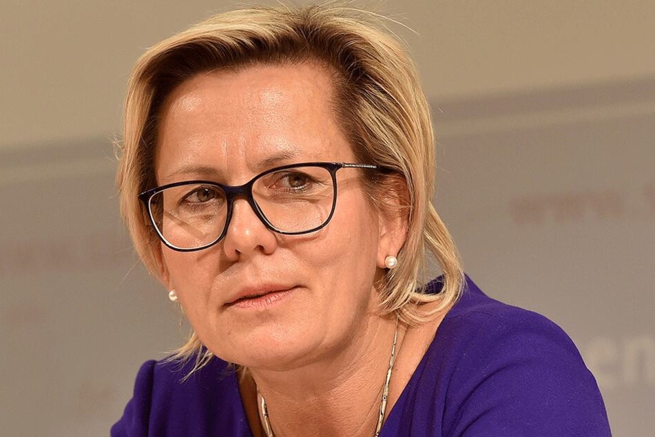 Die Lage der Menschen hat sich gebessert, findet Sozialministerin Barbara Klepsch (53, CDU).
