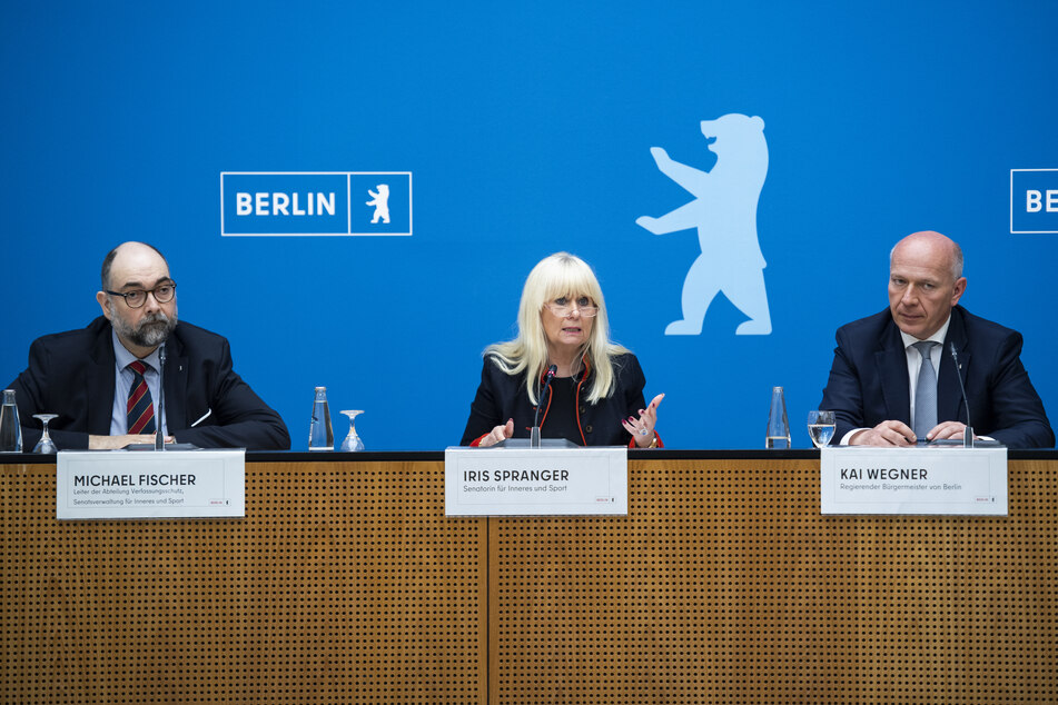 In Berlin wird der Verfassungsschutz von Abteilungsleiter Michael Fischer (links im Bild) geführt.