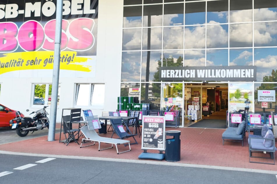 SB-Möbel Boss in Gütersloh