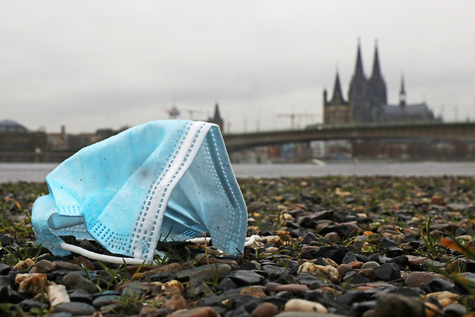 In Köln bleiben die Corona-Infektionszahlen weiterhin auf hohem Niveau. (Symbolbild)