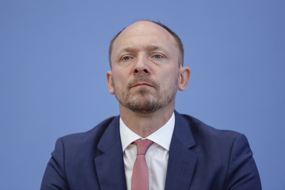 Der gebürtige Karl-Marx-Städter Marco Wanderwitz (47, CDU) war von 2020 bis 2021 Beauftragter der Bundesregierung für die neuen Bundesländer. Mit manchen seiner Äußerungen erwies er dem Osten einen Bärendienst, sagen seine Kritiker.