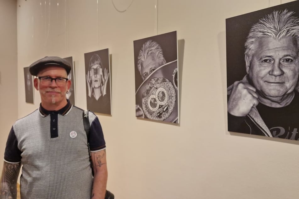 Zum Jubiläum präsentiert der Hamburger Fotograf Andreas Muhme eine digitale Ausstellung seines Langzeitprojekts "Faces of St. Pauli" sowie neue Porträts Hamburger Persönlichkeiten, die er am Donnerstag erstmals präsentierte.