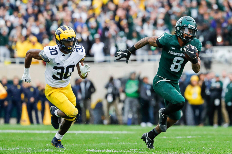 NCAA Football: Walker runs all over the Wolverines as Michigan State remains undefeated