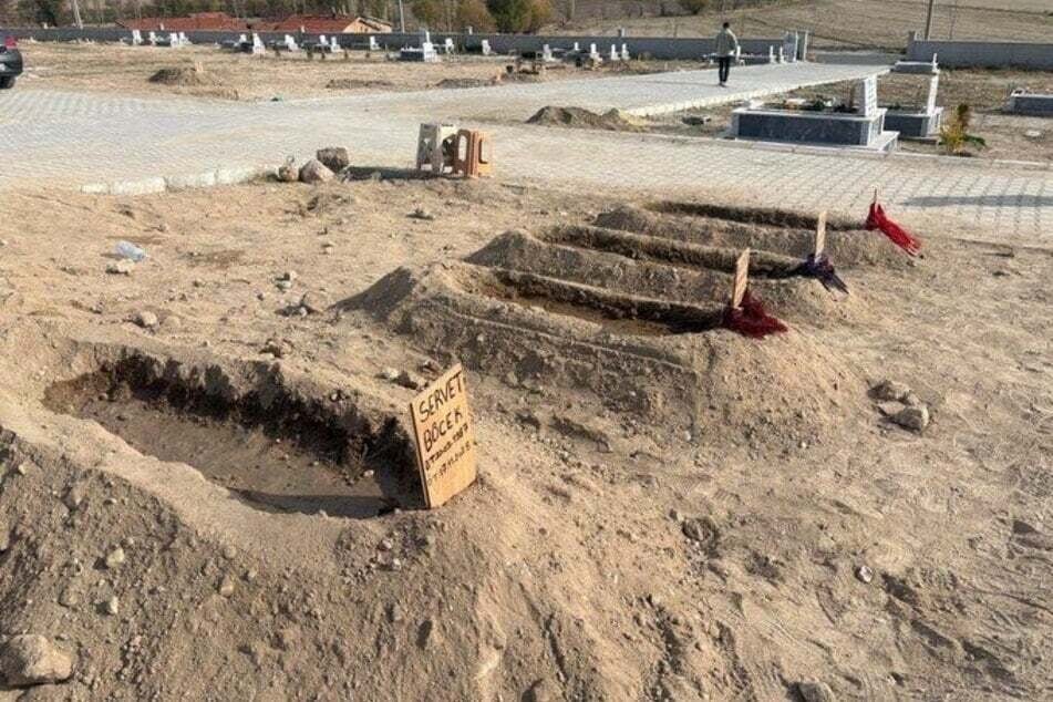 Die vierköpfige Familie trat die Rückreise nach Hamburg nie an.