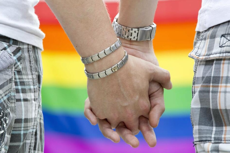 Rund fünf Prozent aller Ehen, die 2018 in Sachsen geschlossen wurden, entfallen auf homosexuelle Paare.