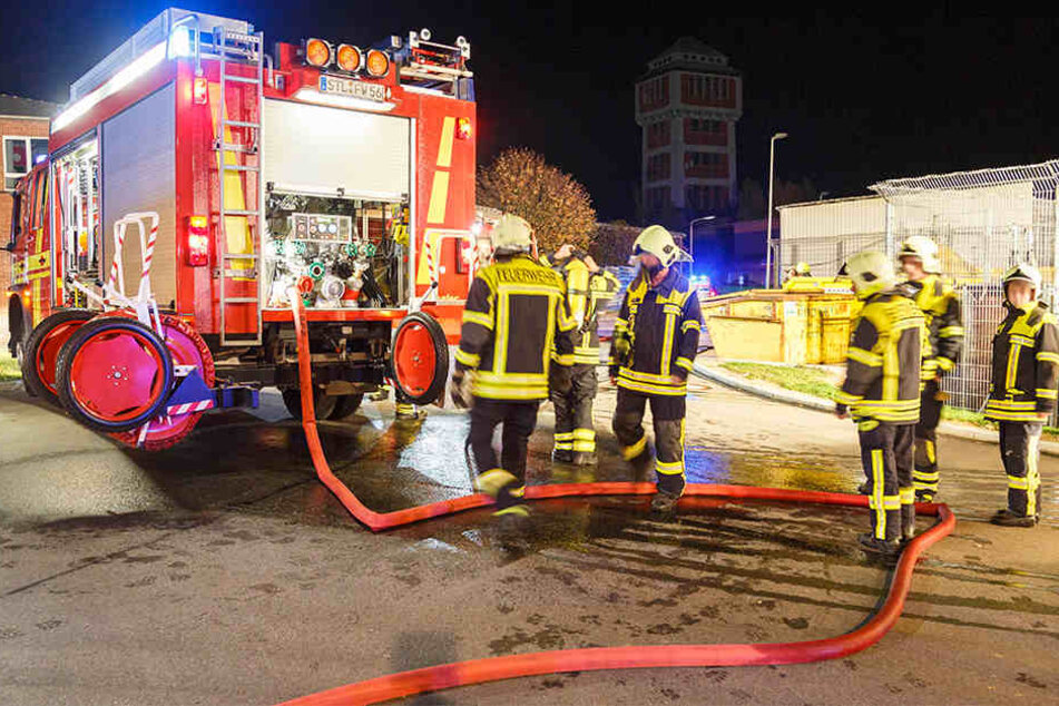 Die Feuerwehr war mit etwa 30 Kameraden beim Brand vor Ort.