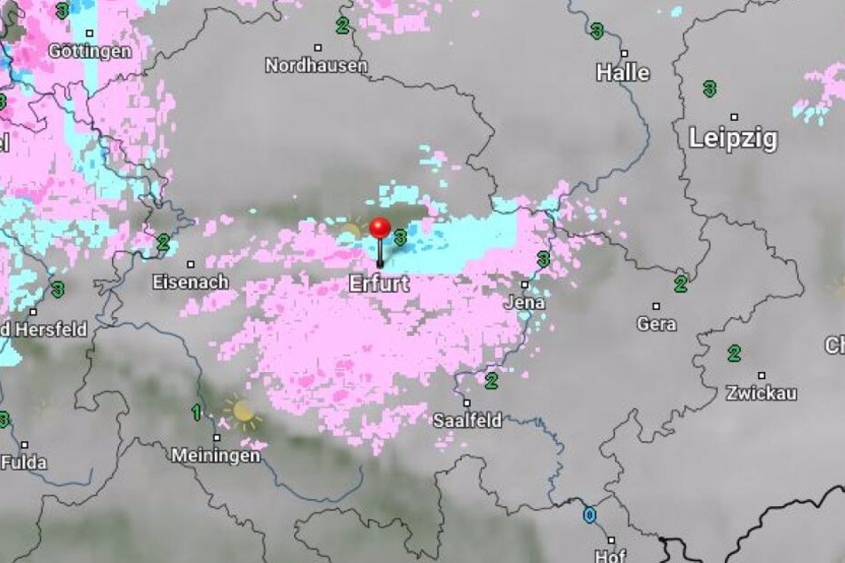 Über Thüringen breitet sich eine Regen- und Schneedecke aus.
