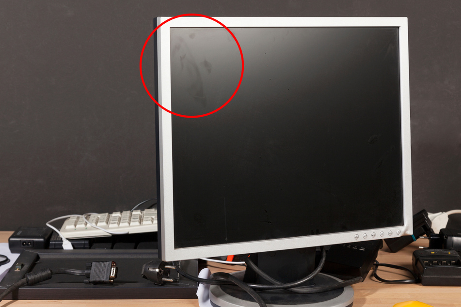 Fingerabdrücke und Schlieren auf dem PC-Monitor können schnell mal eine Reinigung nötig werden lassen.