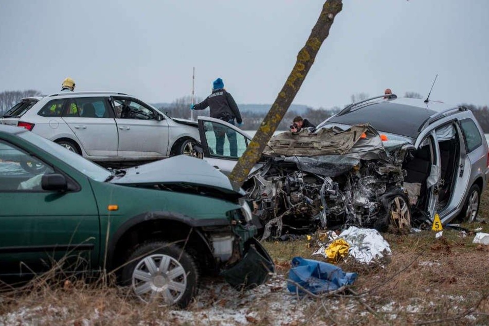 Drei Autos waren an dem Unfall beteiligt.