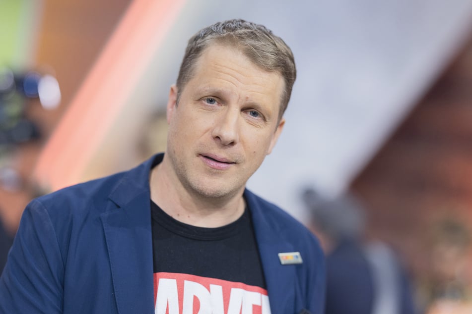 Die Liste der Verflossenen von Comedian Oliver Pocher (46) ist lang - könnte nun eine neue Promi-Lady in sein Visier geraten sein?