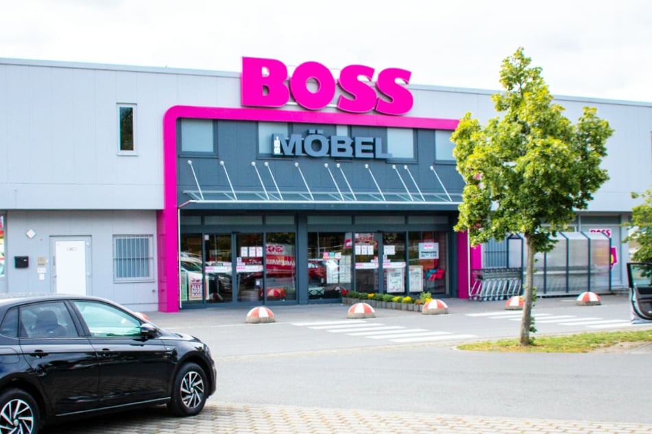 SB-Möbel Boss in Bernau