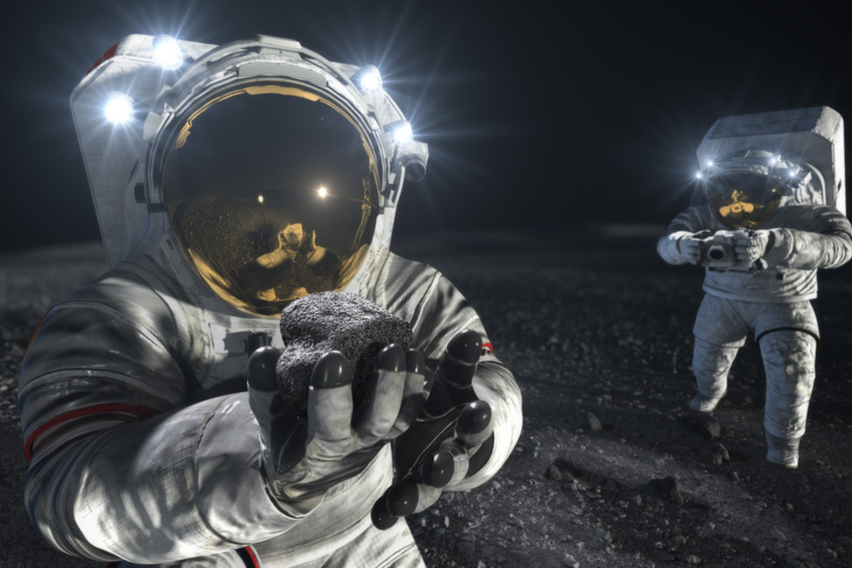 NASA announces winners of race to supply new space suits