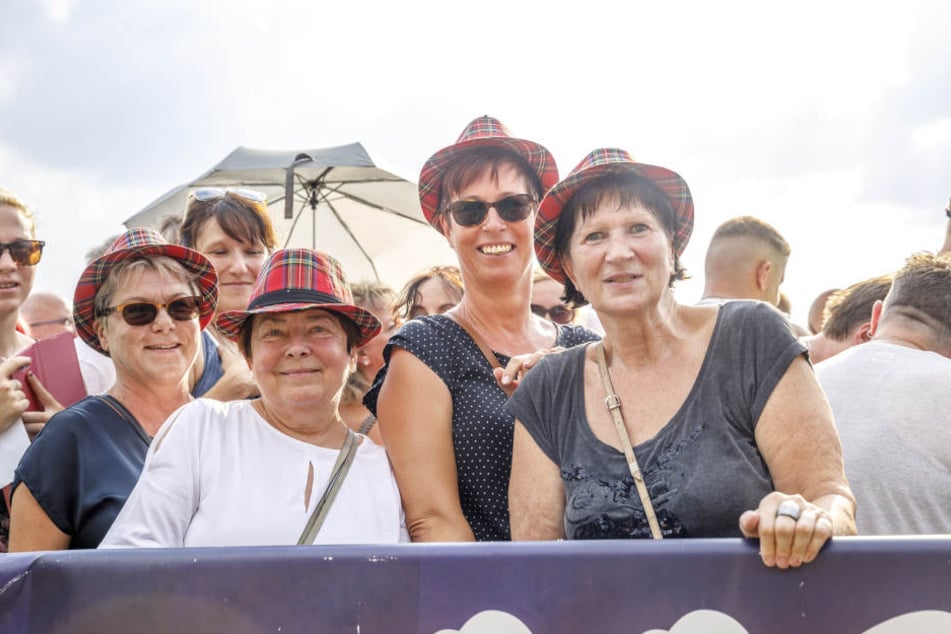 Fans ohne Ende! v.l.: Kerstin Schlottig (57), Ingrid Gläser (67), Andrea Schiller (49), Eva Exner (62)