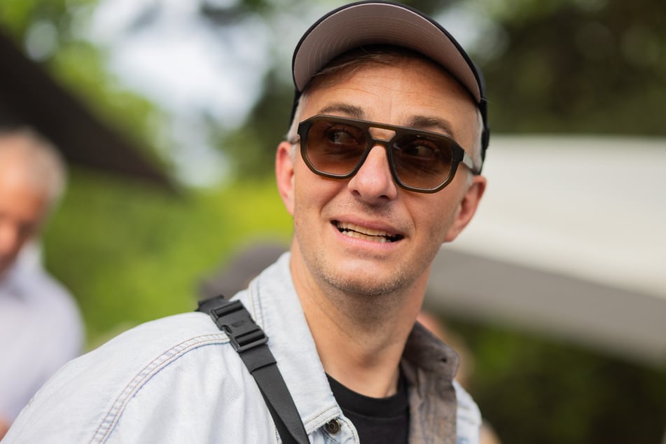 Ob Satiriker Jan Böhmermann (45) auch nach dem Ende seines "Magazin Royale" zum Jahresende auch weiterhin im ZDF zu sehen sein wird, ist noch unklar. (Archivbild)