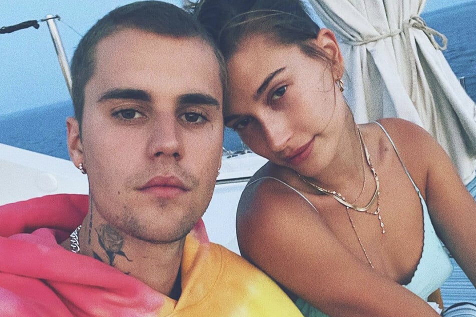 Hailey Bieber (r) slammed rumors that she and Justin Bieber (l) are having marital problems.