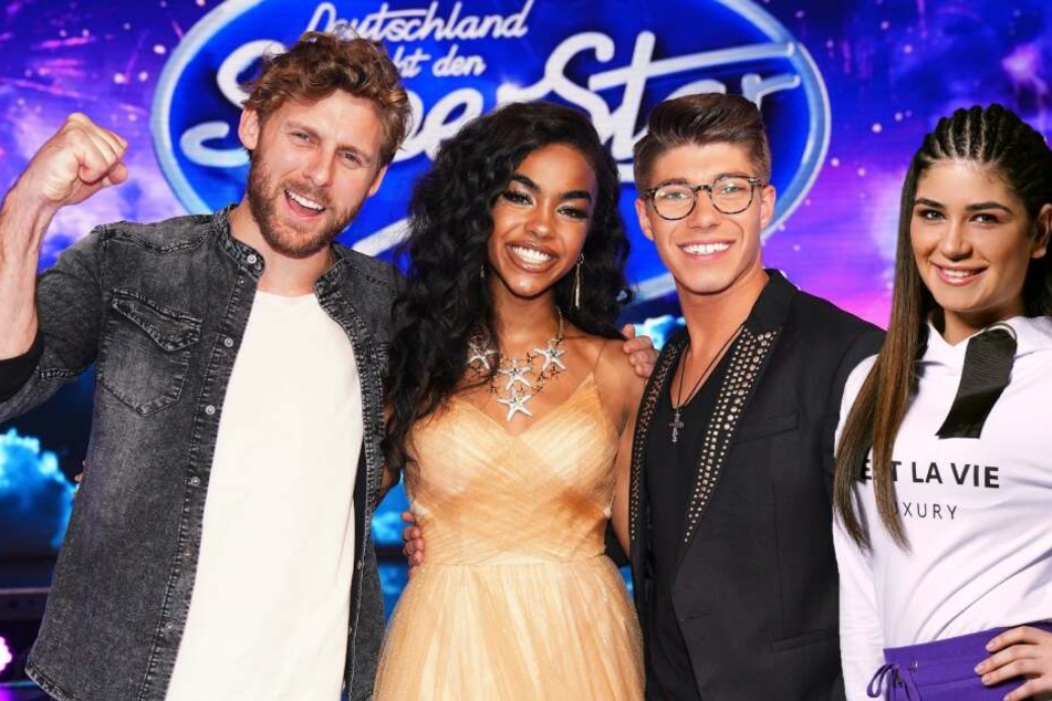 Die vier DSDS-Finalisten: Nick Ferretti, Alicia-Awa Beissert, Davin Herbrüggen und Joana Kesenci (v.l.).