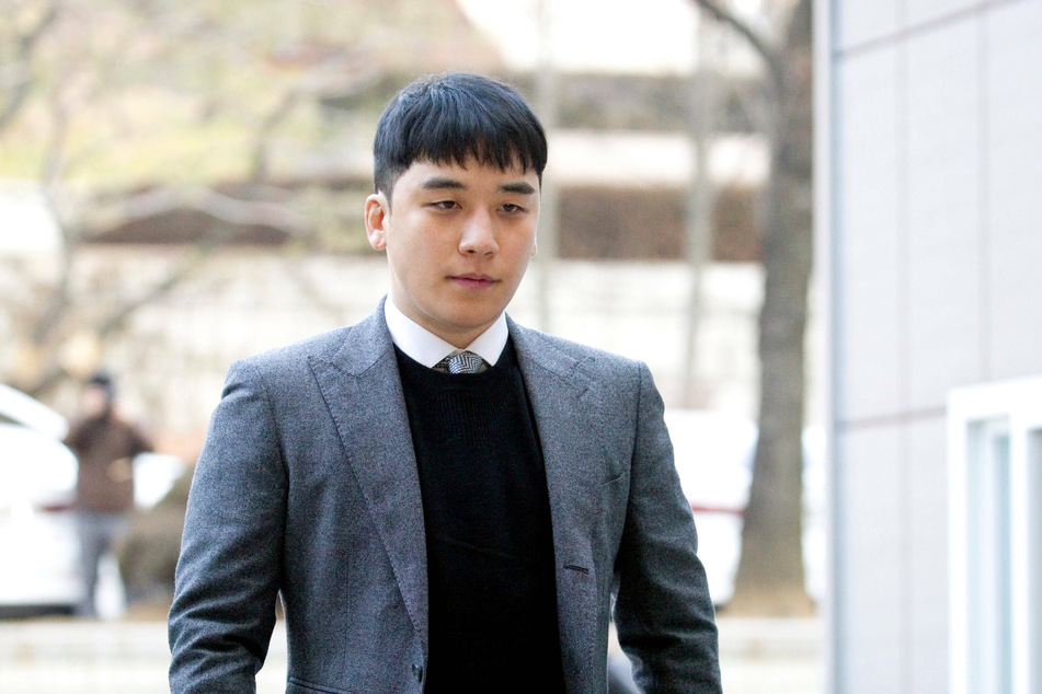 Seungri making an appearance at a Seoul court in January.