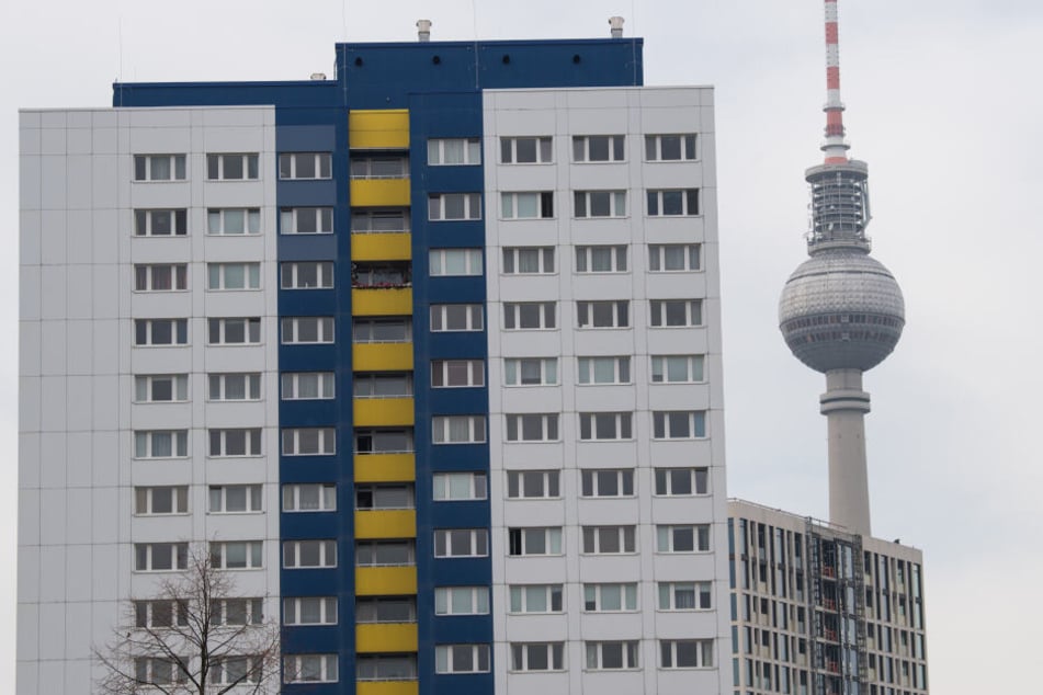 Am Sonntag tritt der Berliner Mietendeckel in Kraft.