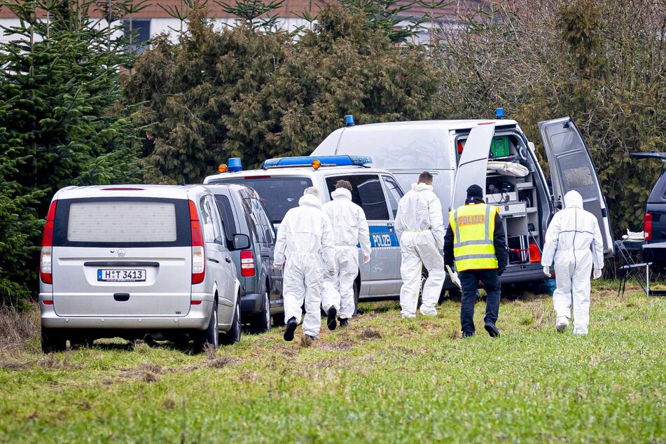 In Wunstorf bei Hannover wurde am Mittwoch die Leiche eines 14 Jahre alten vermissten Jungen gefunden.