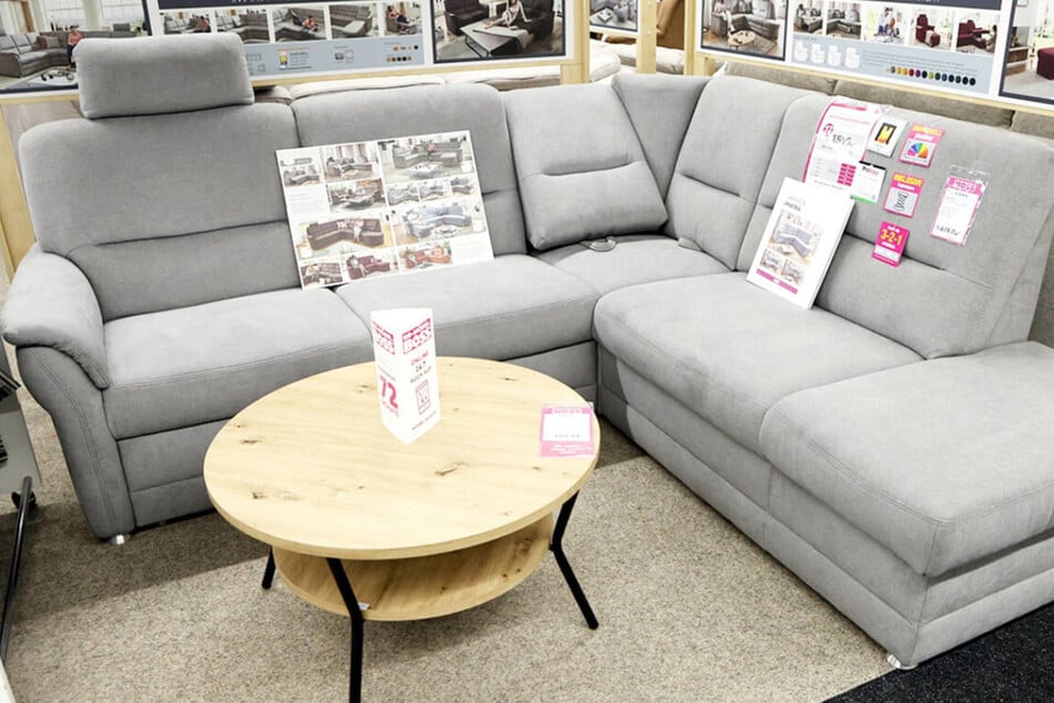 Möbel Boss haut zum verkaufsoffenen Sonntag (7.12.) 20 Prozent auf alles raus