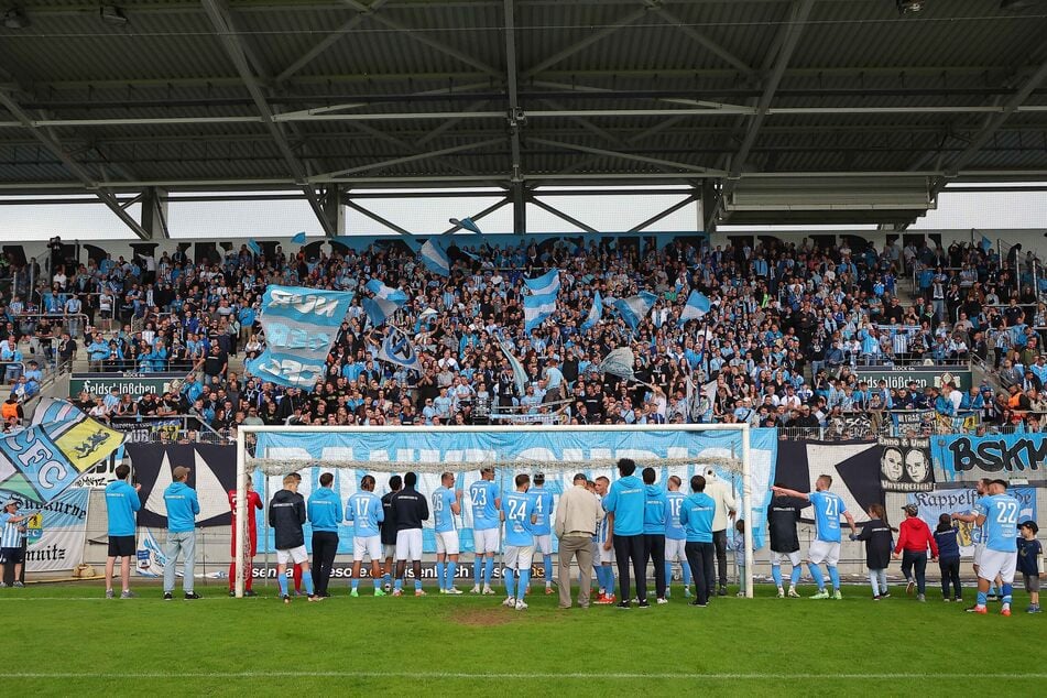 Im Schnitt kamen in der Saison 2023/24 bei den Heimspielen 5130 himmelblaue Zuschauer ins Stadion.