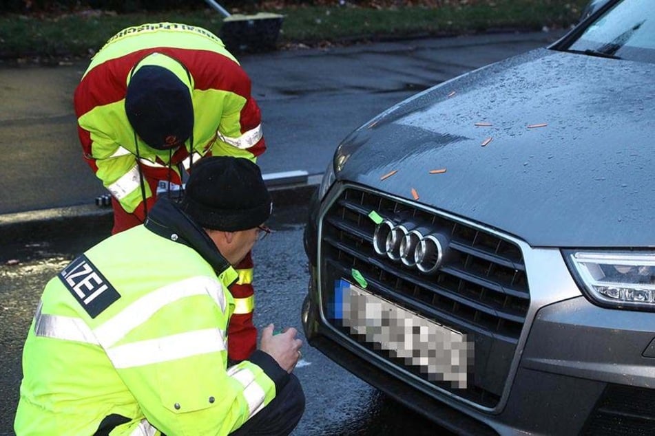 Die Polizei ermittelt zur Unfallursache.