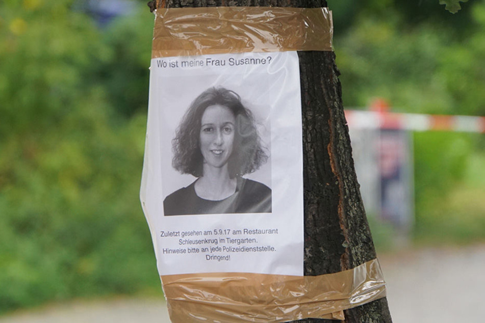 Der Ehemann suchte mit solchen Zetteln samt Bild nach seiner verschwundenen Frau.