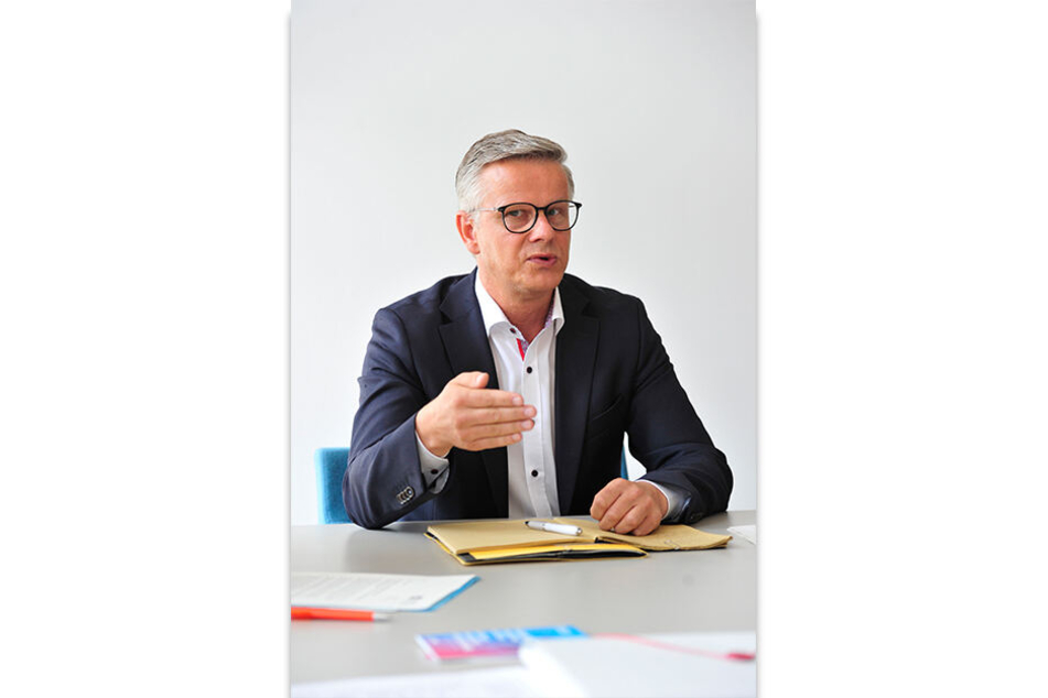 Stadtsprecher Matthias Nowak (50) wünscht allen Chemnitzer Nominierten viel Glück.
